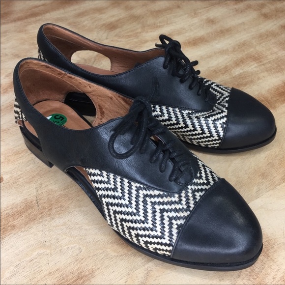 Jeffrey Campbell Shoes - Jeffrey Campbell Oxfords Prospectors Black 5.5